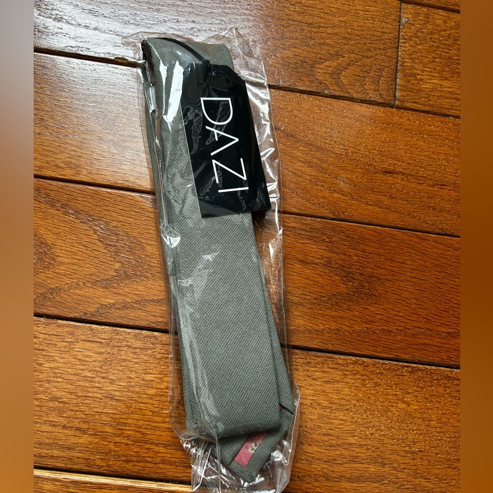 DAZI Neck Tie 2.5 Inch Sage Green